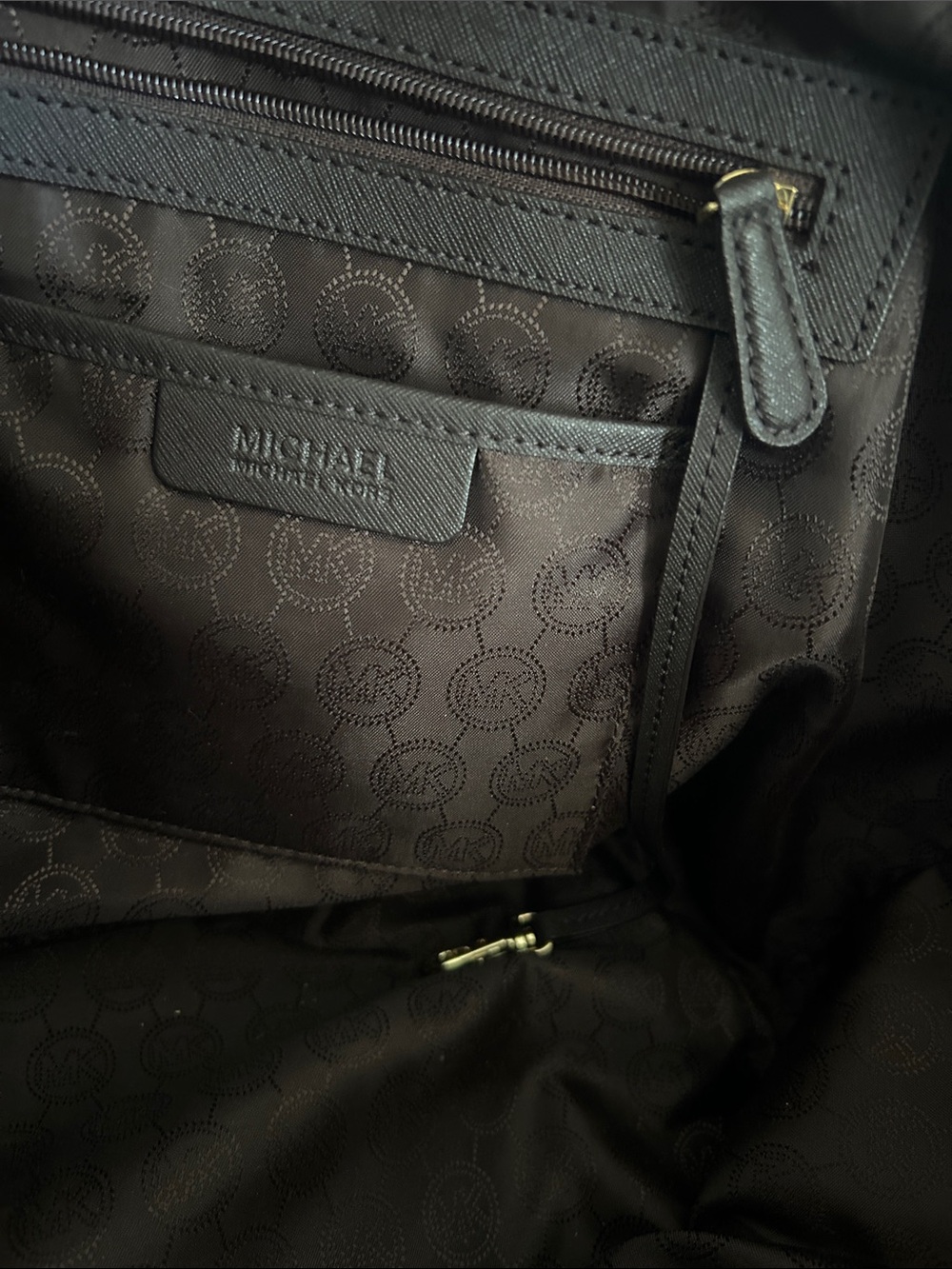 Authentic Michael Kors Jet set Travel Camo Tote Bag in Orange and Olive - Picture 7 of 7
